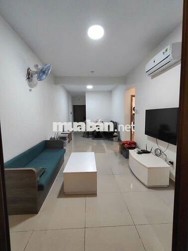 cần bán căn hộ 3PN-2WC, căn góc, full nội thất, nhà mới, giá 2 tỷ550