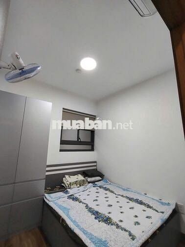 cần bán căn hộ 3PN-2WC, căn góc, full nội thất, nhà mới, giá 2 tỷ550