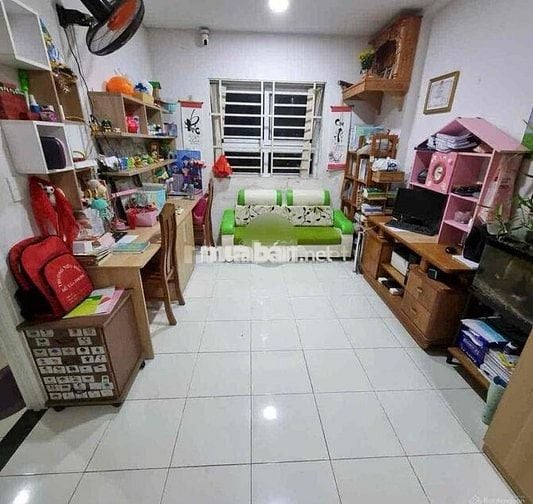 Bán chung cư Linh Trung 64m2 2PN 1WC giá 2,65 tỷ tầng trung mát mẻ