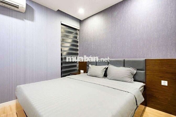 Căn 2PN/50m2 kế Sân Bay view hồ bơi 2tỷ bao phí, ở ngay Full nội thất