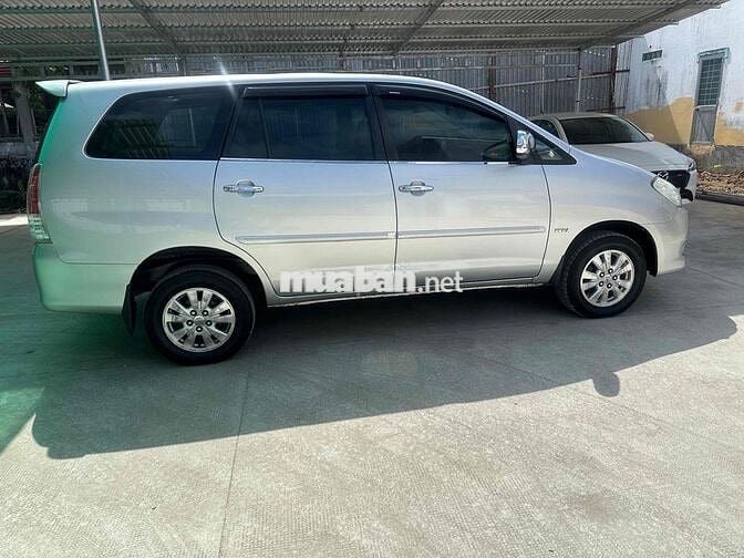 Toyota Innova 2009 G Xịn Bạc