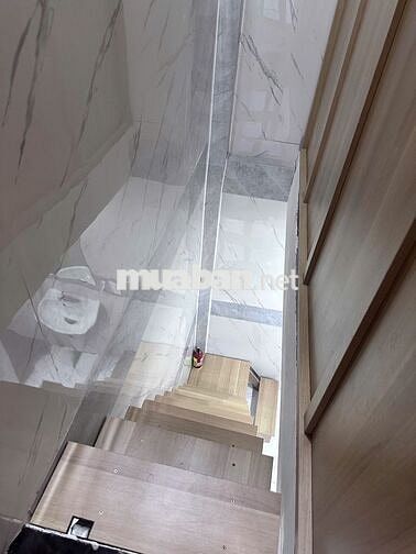 Căn hộ có gác full nội thất ngay kcx Tân Thuận quận 7