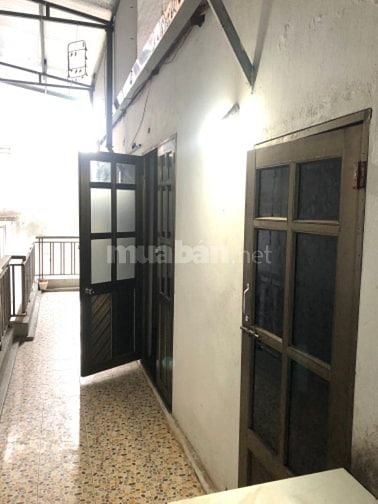 Cho thuê phòng tầng 3 khép kín