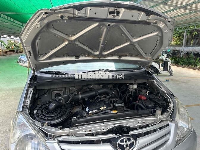 Toyota Innova 2009 G Xịn Bạc