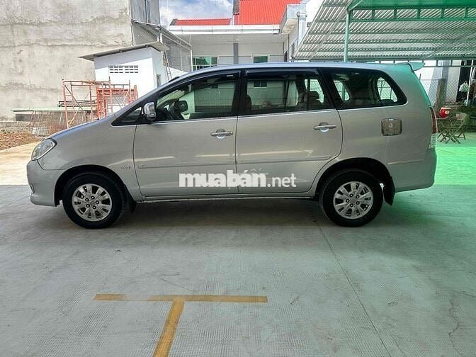 Toyota Innova 2009 G Xịn Bạc