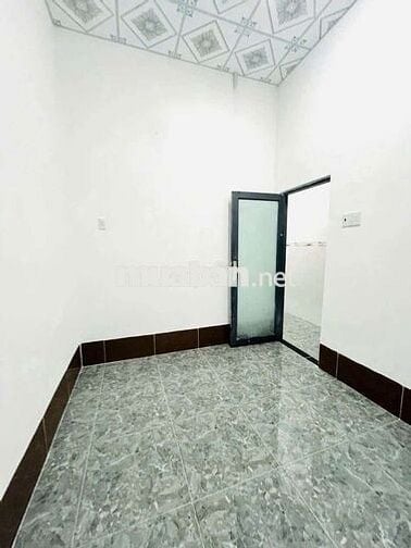 CHO THUÊ NHÀ MỚI HƯNG PHÚ 81mv 6tr. 2ml. 2pn. Sân.