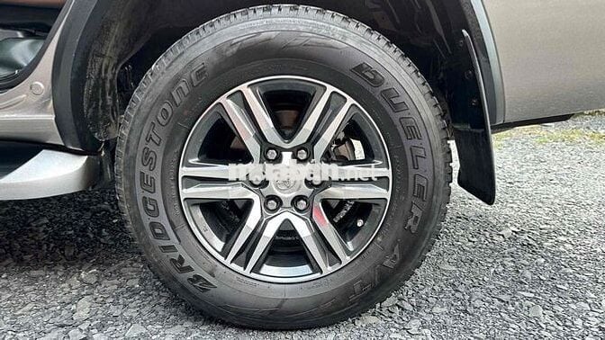 Toyota Fortuner 2022 2.4 4x2 MT - 39000 km