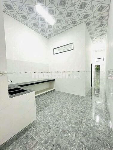 CHO THUÊ NHÀ MỚI HƯNG PHÚ 81mv 6tr. 2ml. 2pn. Sân.