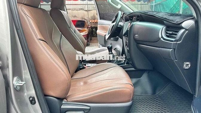 Toyota Fortuner 2022 2.4 4x2 MT - 39000 km