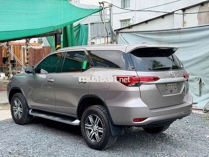 Toyota Fortuner 2022 2.4 4x2 MT - 39000 km