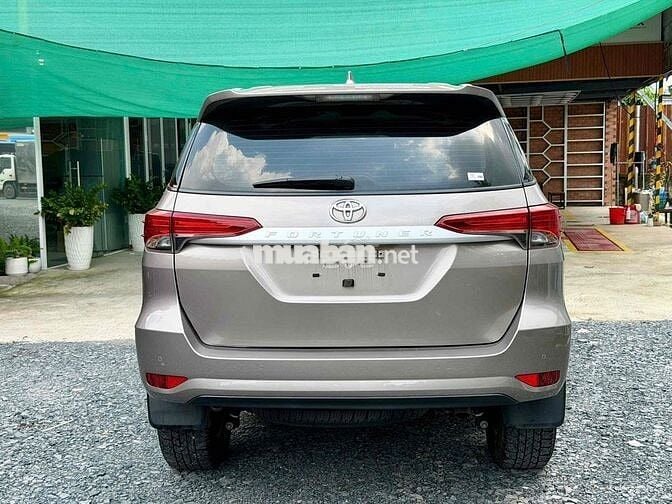 Toyota Fortuner 2022 2.4 4x2 MT - 39000 km