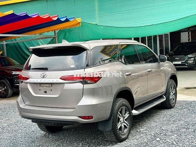 Toyota Fortuner 2022 2.4 4x2 MT - 39000 km