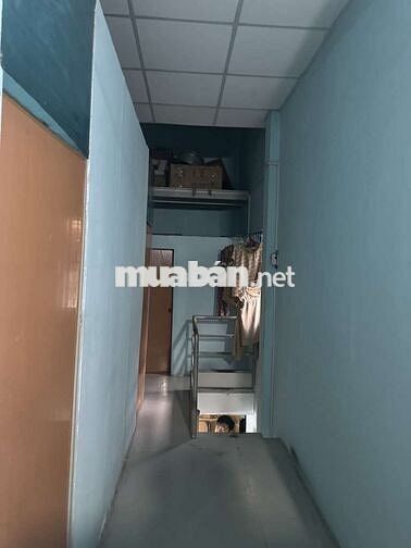 Nhà 2 Tầng, Hẻm xe tải, Ngay Chợ Tân Bình, 4.3 x 9.5m, 3 phòng ngủ