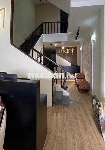 Cho thuê mặt tiền khu thời trang Q3