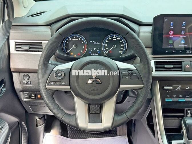 Mitsubishi Xpander Premium 2024 Xe Gia Đình NhưMới