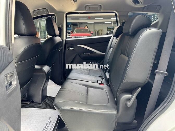 Mitsubishi Xpander Premium 2024 Xe Gia Đình NhưMới