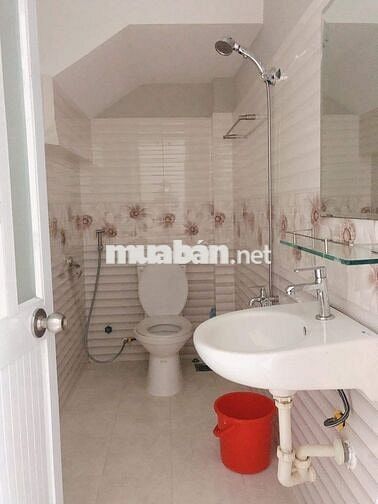 Cho thuê nhà 2 tầng 40m2, hẻm 3 gác 38/29 Trần Thánh Tông