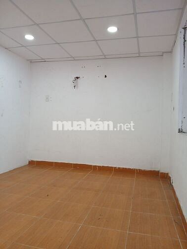 Cho thuê mặt bằng chính chủ 5x20m mặt tiền Lê Thị Riêng Q12