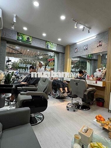 Sang Gấp Salon Tóc Đẹp – Vào Là Làm Ngay!