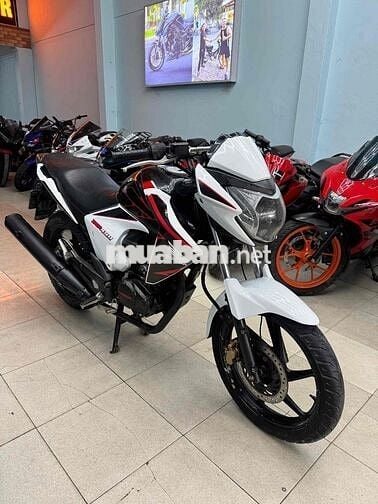 Honda RR150 màu Trắng Đen