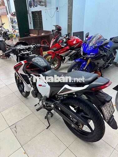 Honda RR150 màu Trắng Đen