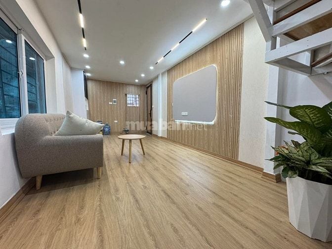 Nhà Đẹp Gần Phố, Bùi Ngọc Dương, Hai Bà Trưng 90m, giá 4.28 tỷ.