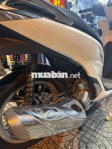 SH125i không sử dụng cần bán