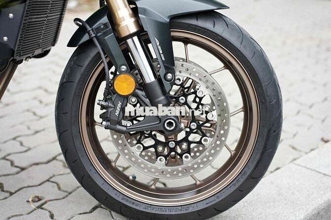 😈🤠 HONDA CB650R 2022 MÀU ĐEN , ODO THẤP CÓ ĐỒ CHOI