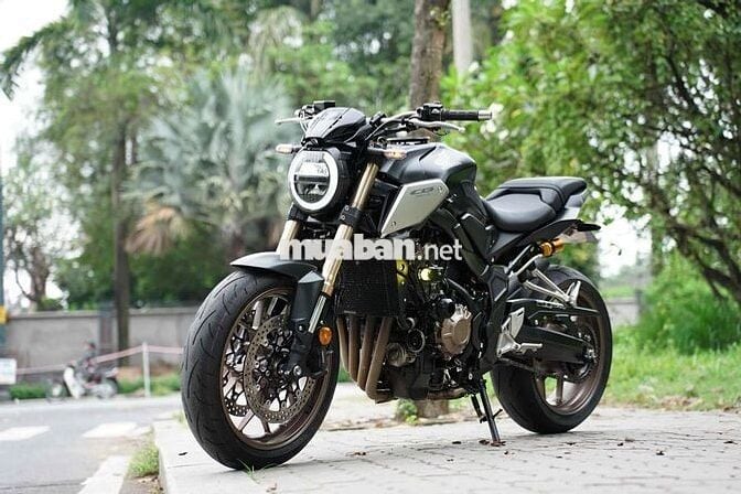😈🤠 HONDA CB650R 2022 MÀU ĐEN , ODO THẤP CÓ ĐỒ CHOI
