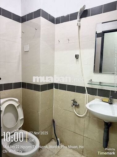 Phòng khép kín Phú Nhuận có ban công tràn ngập ánh sáng - chính chủ