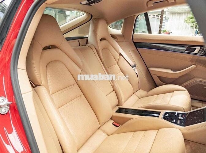 Porsche Panamera Model 2018 - Đỏ/Be - chất xe đẹp