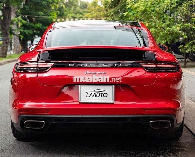 Porsche Panamera Model 2018 - Đỏ/Be - chất xe đẹp