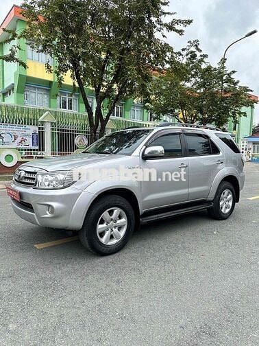 Toyota Fortuner 2012 - AT