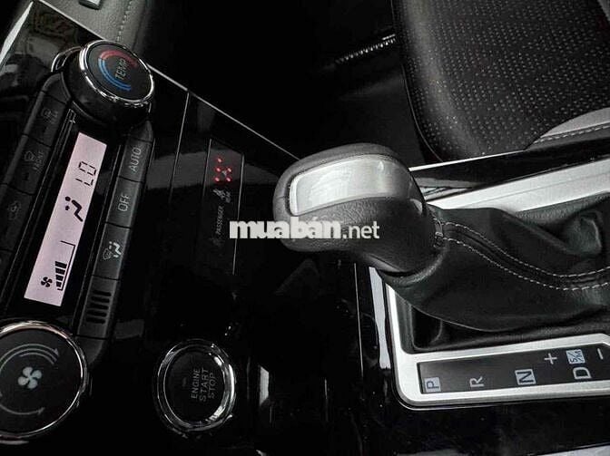 CẦN BÁN XE TOYOTA VELOZ TOP XS2024. 9000 km