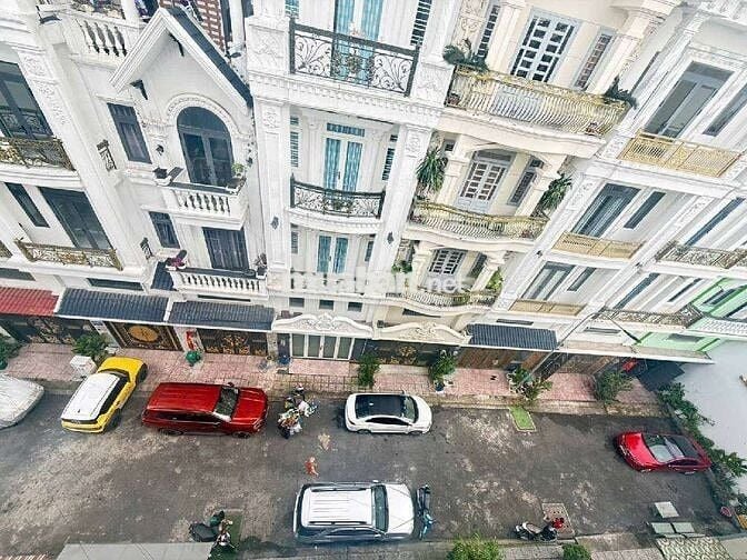 KHU PHÂN LÔ ĐỒNG BỘ ĐƯỜNG 10M CÓ LỀ2M NGUYỄN ẢNH THỦ QUẬN 12