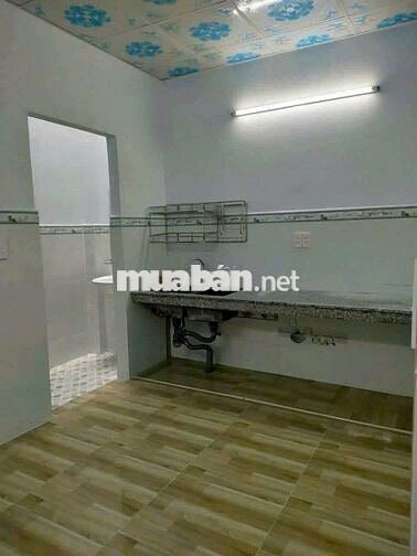 Nhà thuê 4,2×22  mặt tiền hẻm thông Đường Quách điêu vĩnh lộc A