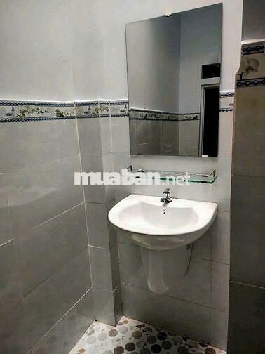 Nhà thuê 4,2×22  mặt tiền hẻm thông Đường Quách điêu vĩnh lộc A