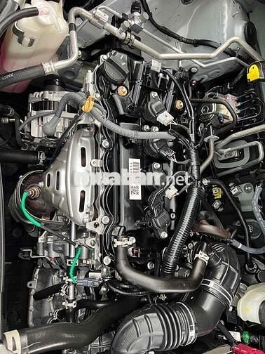 CẦN BÁN XE TOYOTA VELOZ TOP XS2024. 9000 km