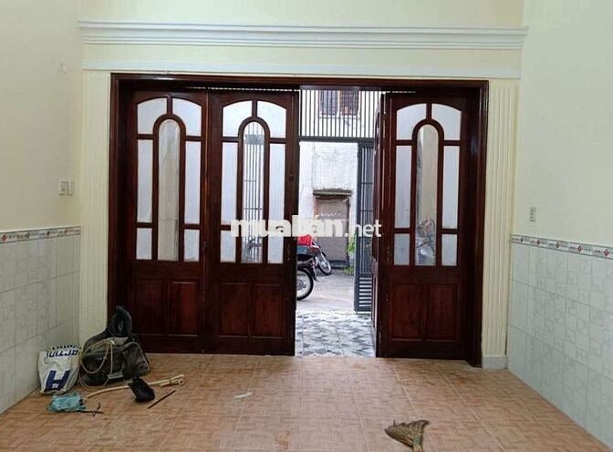 Cho thuê nhà hẻm xe hơi dt 4×12 có 2pn,2wc. Khu vực an ninh