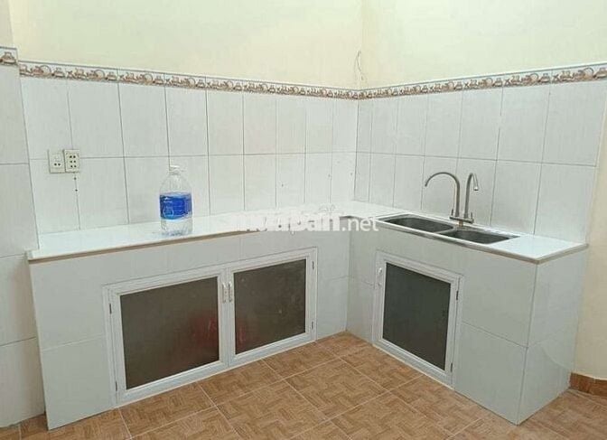 Cho thuê nhà hẻm xe hơi dt 4×12 có 2pn,2wc. Khu vực an ninh