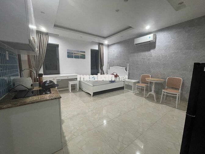 CHO THUÊ STUDIO BAN CÔNG RỘNG TẠI PHÚ MỸ HƯNG - LÊ VĂN THIÊM Q7