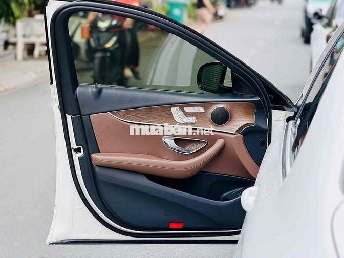 Mercedes Benz E200 Model 2017