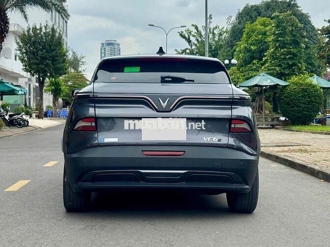 VF6S 24 - Mua Pin - Xe Gia Đình Đẹp