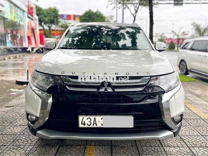 Mitsubishi Outlander 2.0 Premium Trắng zin nguyên