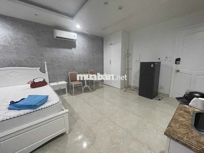 CHO THUÊ STUDIO BAN CÔNG RỘNG TẠI PHÚ MỸ HƯNG - LÊ VĂN THIÊM Q7
