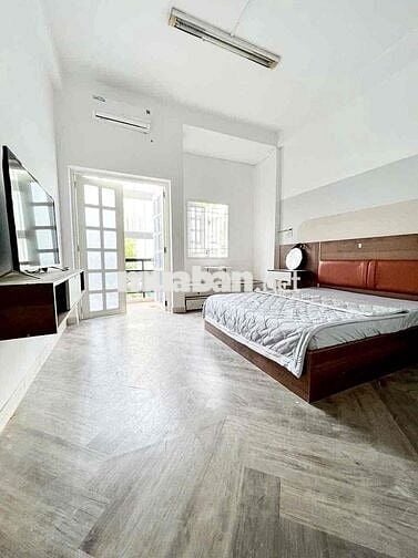 CHUYÊN CHO THUÊ 1 PHÒNG NGỦ QUẬN 4, FULL NỘI THẤT, BAN CÔNG/CỬA SỔ, Q1