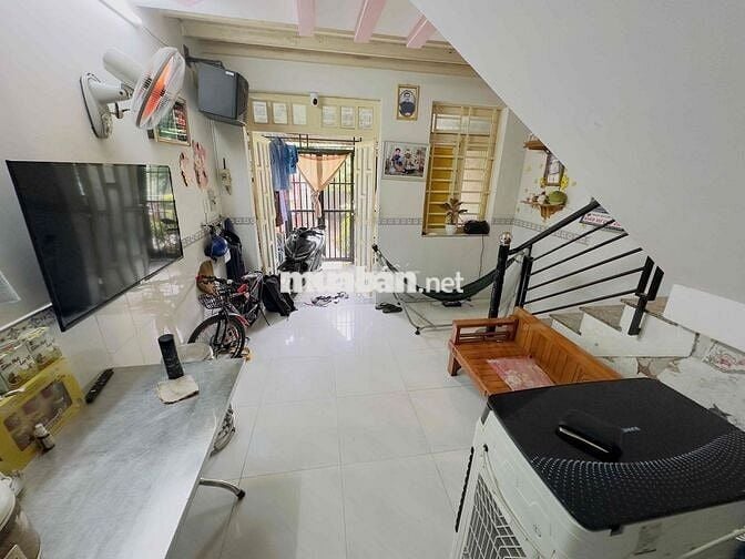 Nhà 4x10 2pn 2wc. Đường Lê Thị Kim xã Xuân Thới Sơn Hóc Môn