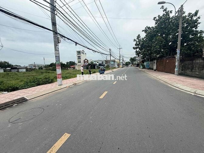 • Đất Thổ cư . Mặt Tiền Đồng Bà Canh . Xuân Thới Sơn . HM