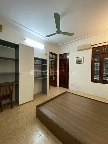 - Bán nhà Giải Phóng, Hoàng Mai, Hai Bà Trưng, Siêu đẹp, 80m2, 27.5 tỷ