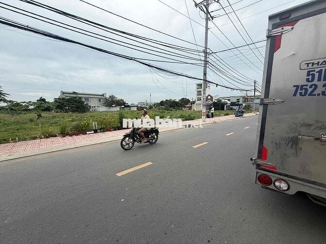 • Đất Thổ cư . Mặt Tiền Đồng Bà Canh . Xuân Thới Sơn . HM